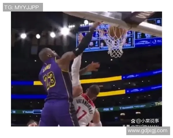 詹姆斯在对阵魔术的比赛中狂砍38分8篮板8助攻展现统治力
